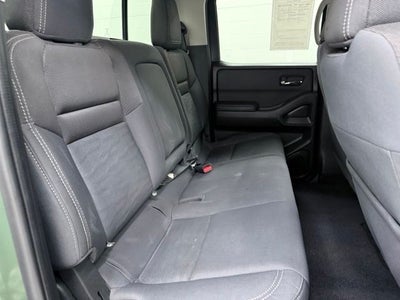 2023 Nissan Frontier SV