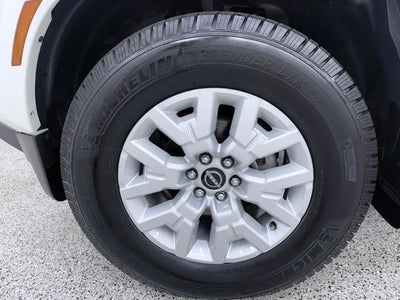 2022 Nissan Frontier SV