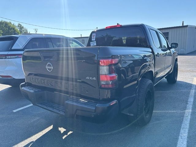 2022 Nissan Frontier S