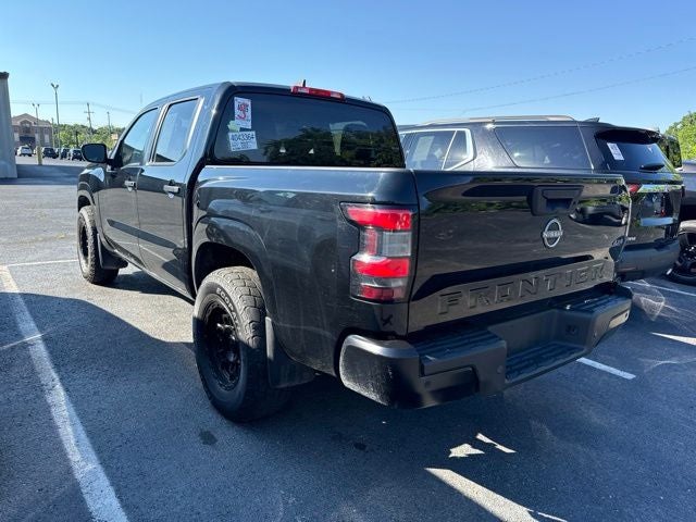 2022 Nissan Frontier S
