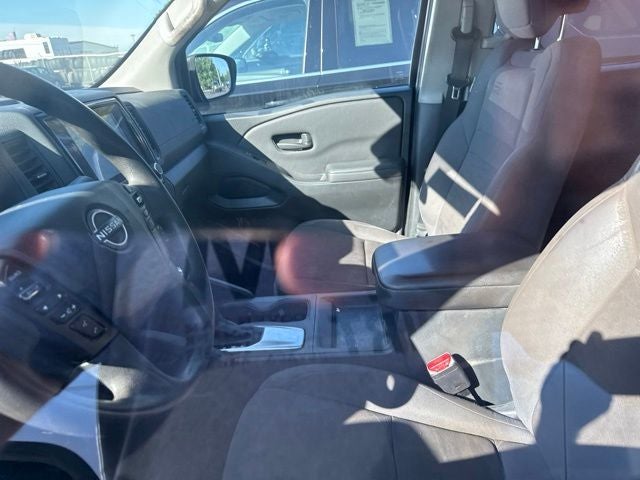 2022 Nissan Frontier S
