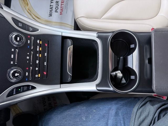 2020 Lincoln Nautilus Standard