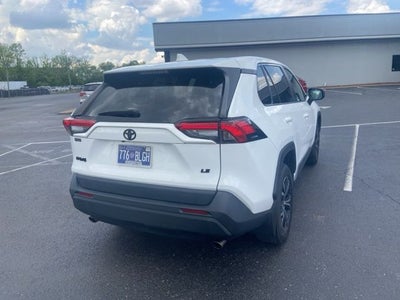 2022 Toyota RAV4 LE