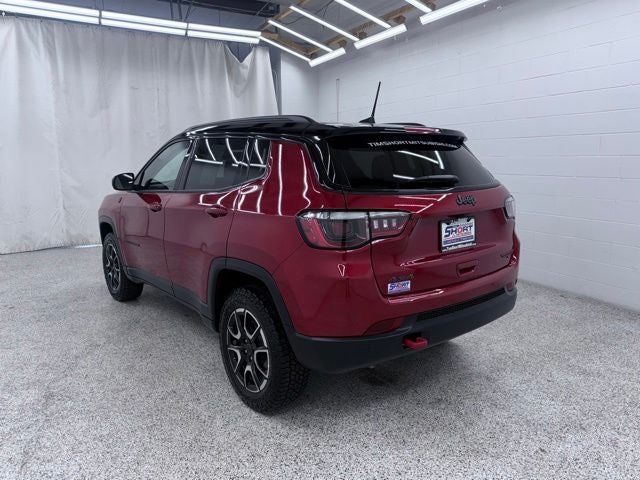 2025 Jeep Compass Trailhawk