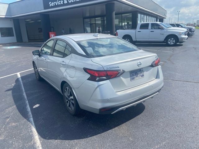 2021 Nissan Versa 1.6 SV