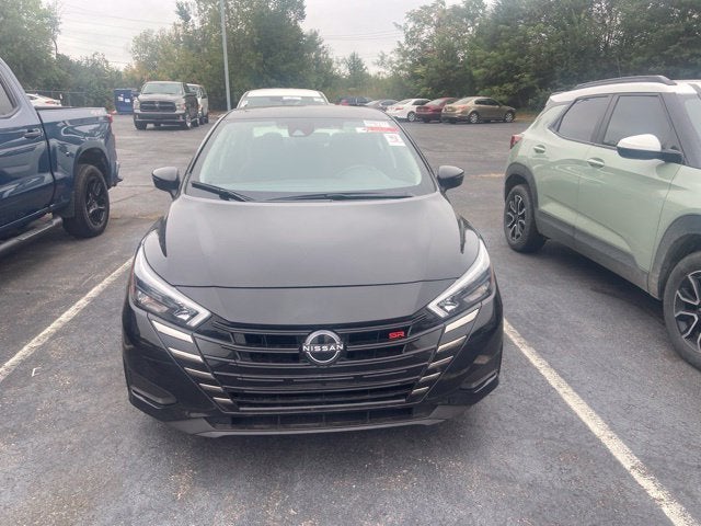 2025 Nissan Versa 1.6 SR