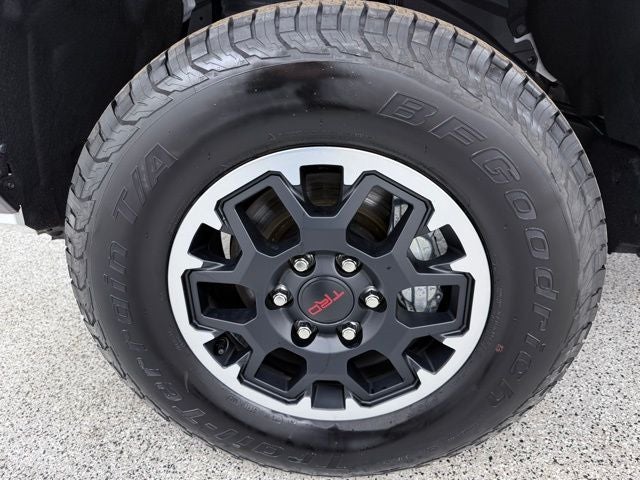 2025 Toyota Tacoma TRD Off-Road