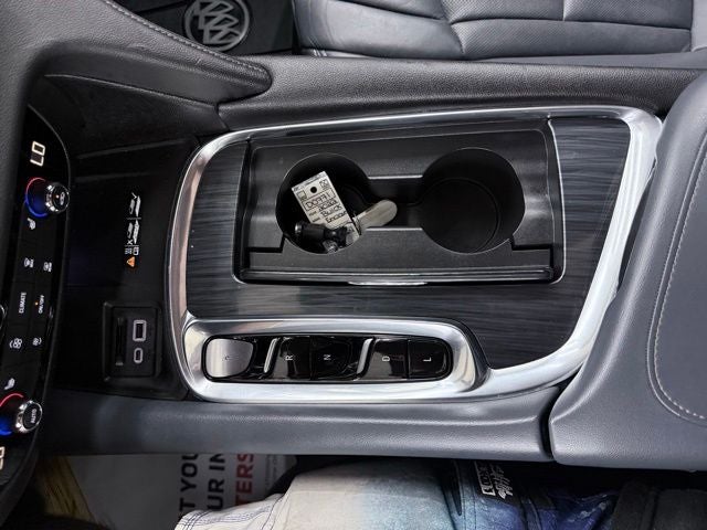 2022 Buick Enclave Essence