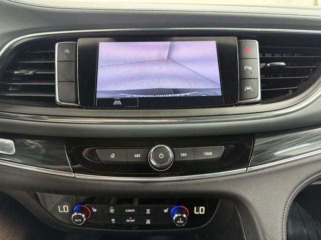 2022 Buick Enclave Essence