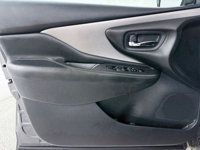 2022 Nissan Murano SV