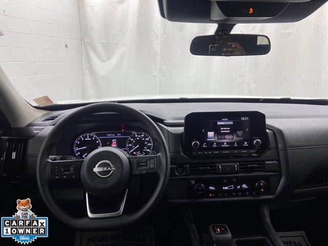 2025 Nissan Pathfinder S