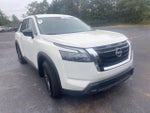 2025 Nissan Pathfinder S