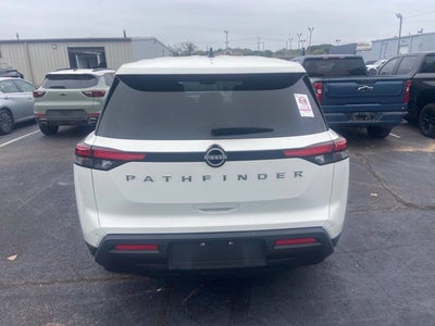 2025 Nissan Pathfinder S