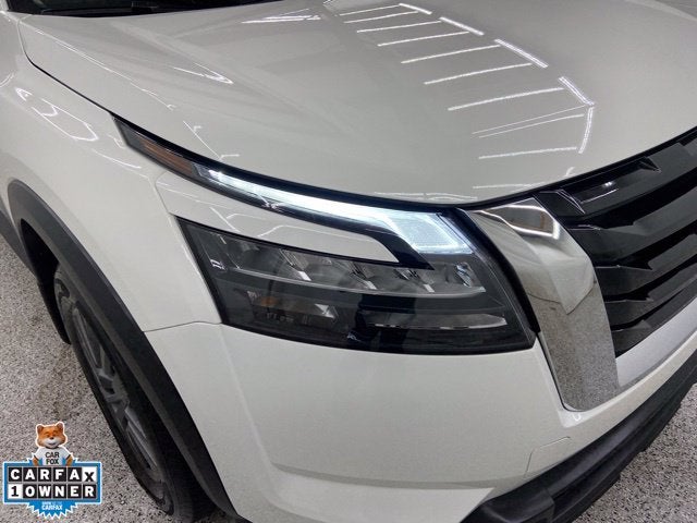 2025 Nissan Pathfinder S