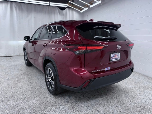 2024 Toyota Highlander XLE