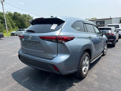 2023 Toyota Highlander LE