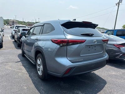 2023 Toyota Highlander LE
