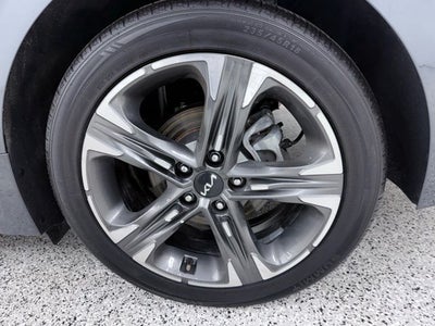 2023 Kia K5 EX