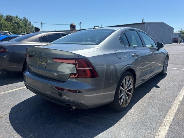 2019 Volvo S60 T5 Momentum