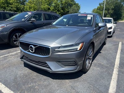 2019 Volvo S60 T5 Momentum