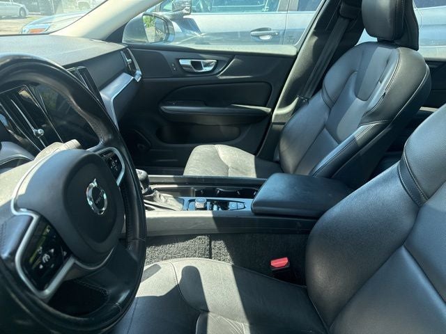 2019 Volvo S60 T5 Momentum