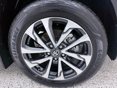 2025 Toyota Corolla Cross XLE