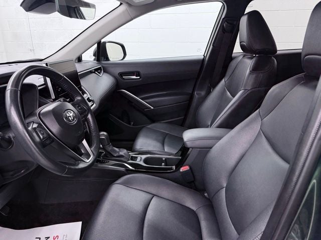2025 Toyota Corolla Cross XLE