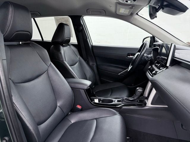 2025 Toyota Corolla Cross XLE