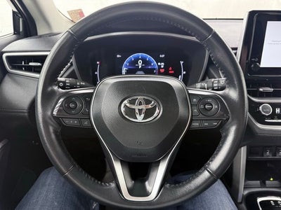 2025 Toyota Corolla Cross XLE