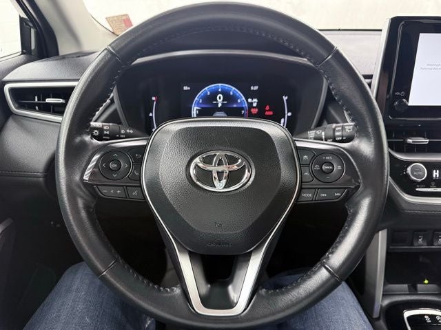2025 Toyota Corolla Cross XLE