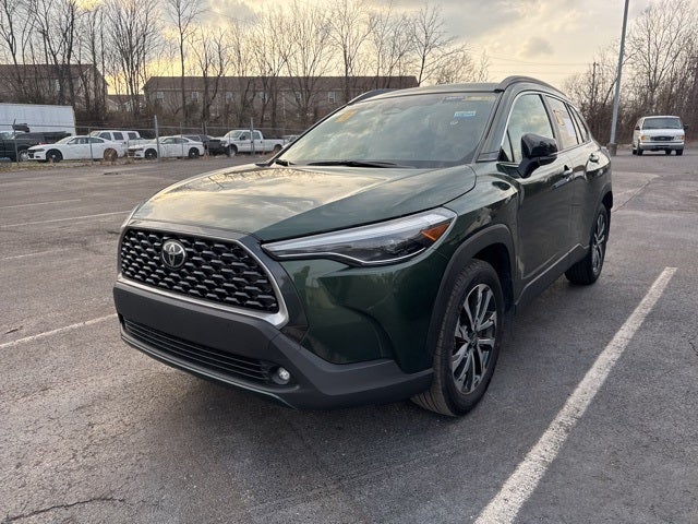 2025 Toyota Corolla Cross XLE
