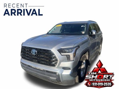 2023 Toyota Sequoia SR5