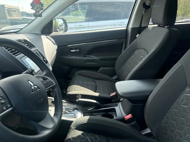 2025 Mitsubishi Outlander Sport 2.0 ES