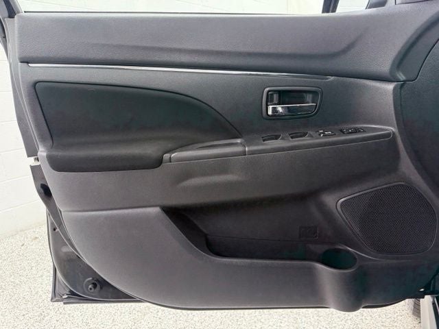 2023 Mitsubishi Outlander Sport 2.0 LE