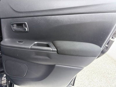 2023 Mitsubishi Outlander Sport 2.0 LE