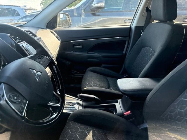 2024 Mitsubishi Outlander Sport 2.0 LE