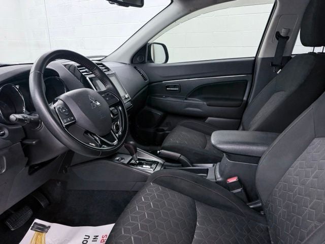 2024 Mitsubishi Outlander Sport 2.0 LE