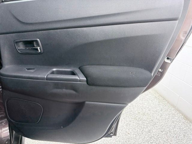 2024 Mitsubishi Outlander Sport 2.0 LE