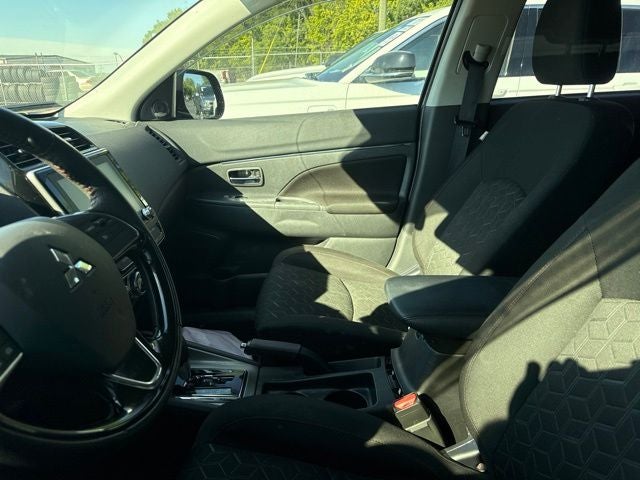 2024 Mitsubishi Outlander Sport Base