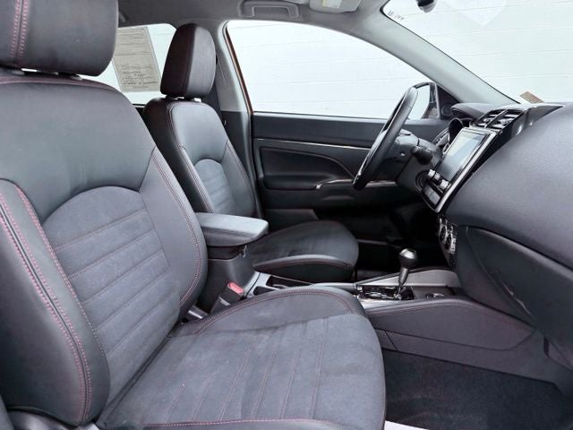 2025 Mitsubishi Outlander Sport 2.0 SE