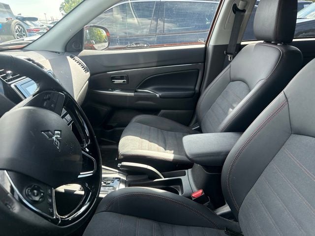 2025 Mitsubishi Outlander Sport 2.0 SE