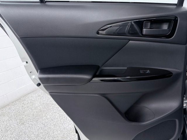 2024 Mitsubishi Eclipse Cross LE