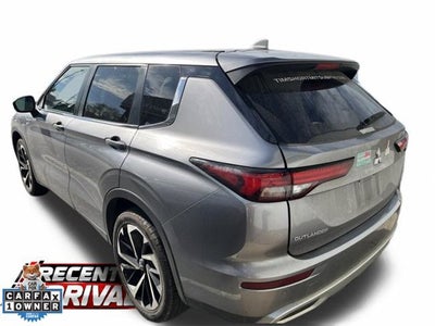 2023 Mitsubishi Outlander SE