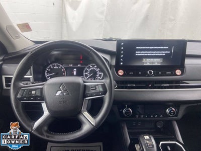 2025 Mitsubishi Outlander SE