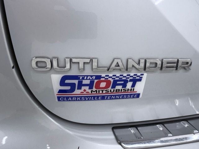 2024 Mitsubishi Outlander SE