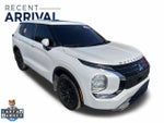 2024 Mitsubishi Outlander Base