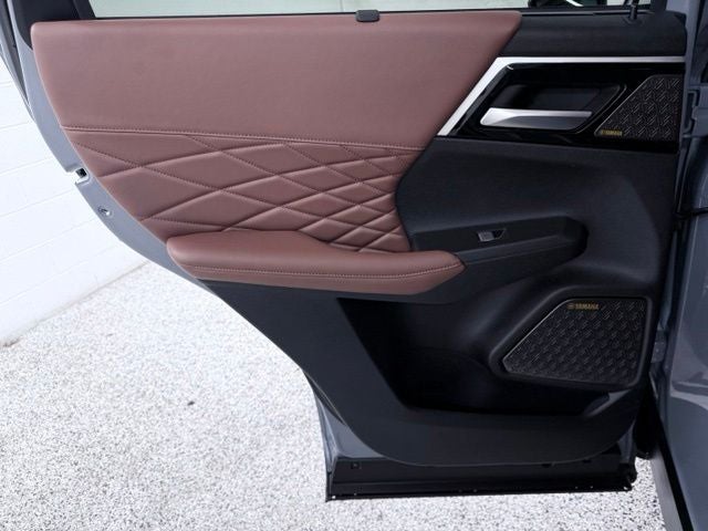 2025 Mitsubishi Outlander SEL