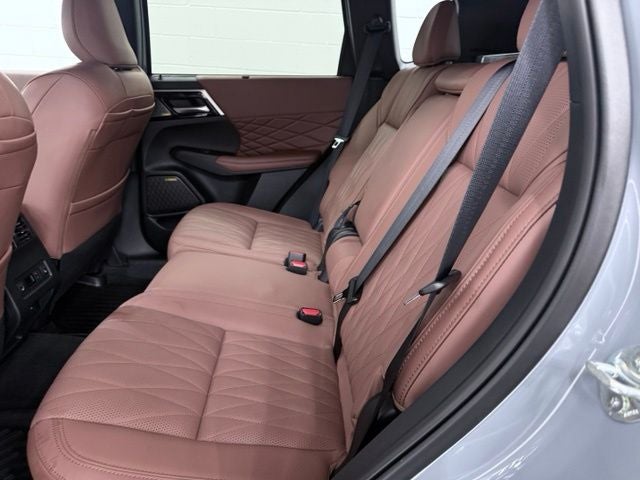 2025 Mitsubishi Outlander SEL