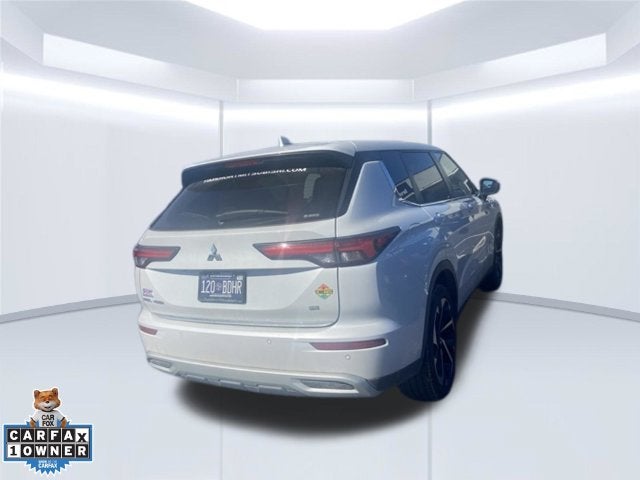 2022 Mitsubishi Outlander SE