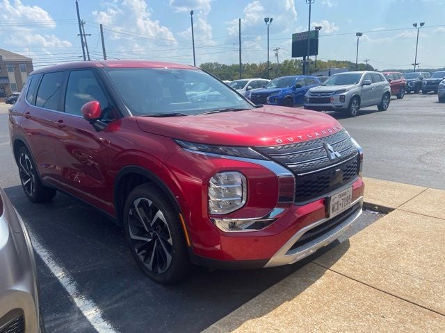 2024 Mitsubishi Outlander SE